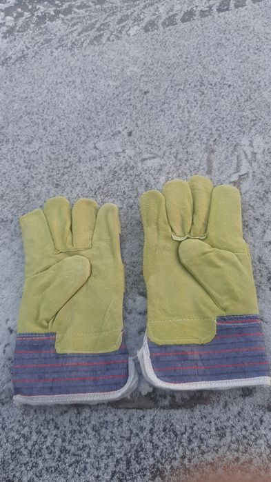 Перчатки рабочие замшевые с мехом