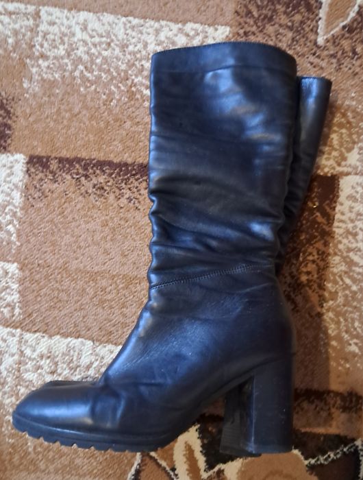 Осінні шкіряні ботінки