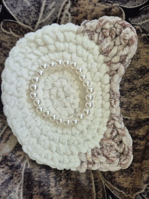 Подарок. Новый, из жемчужин.