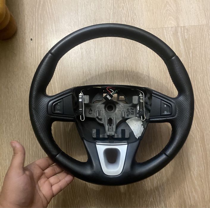 Руль Renault Меган сценік 3