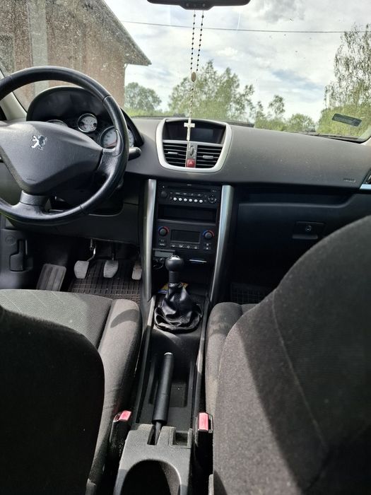 Peugeot 207 1.4vti