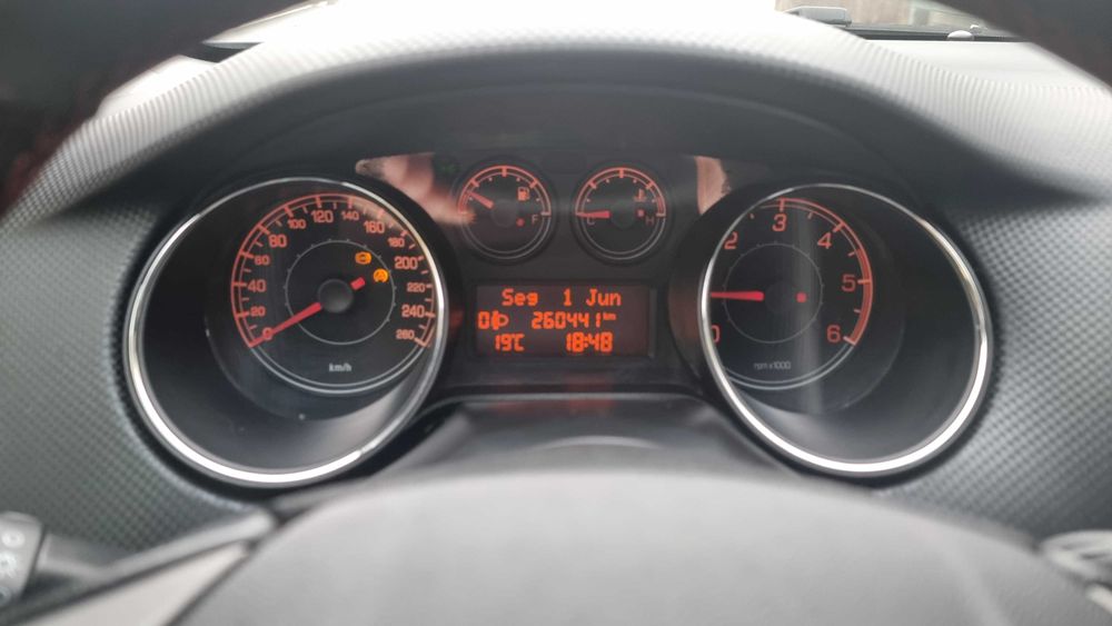 Fiat Bravo 1.6 M-Jet 105cv muito bem cuidado