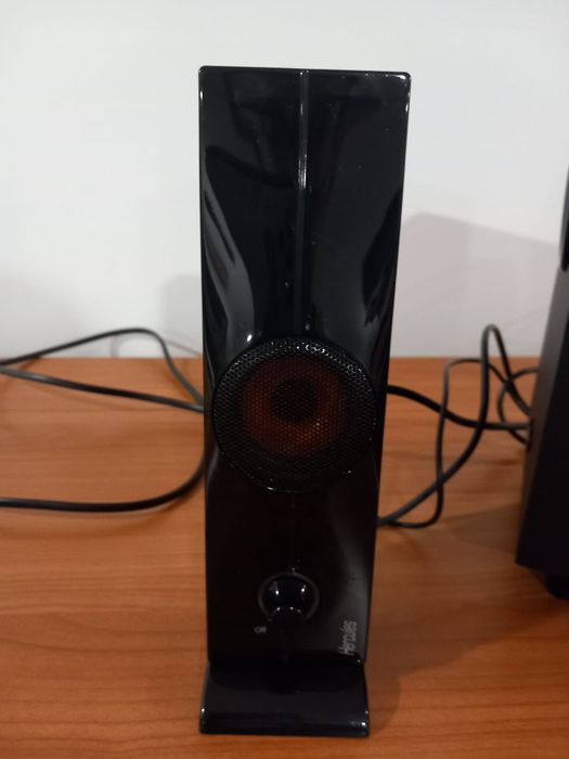 Sistema de som para ligar ao PC telemóvel etc