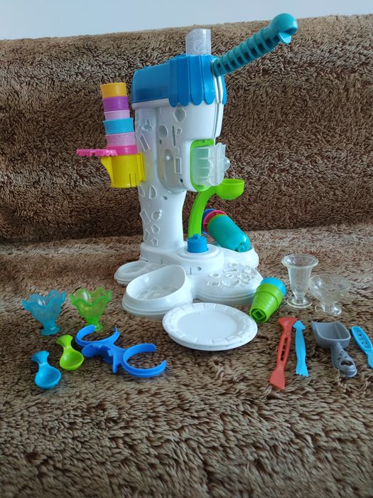 Zestaw Play- Doh lodziarnia