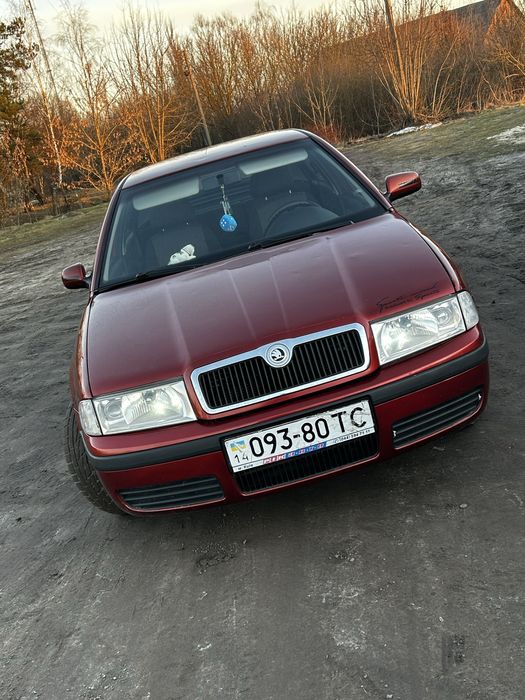 Продам шкоду октавію тур