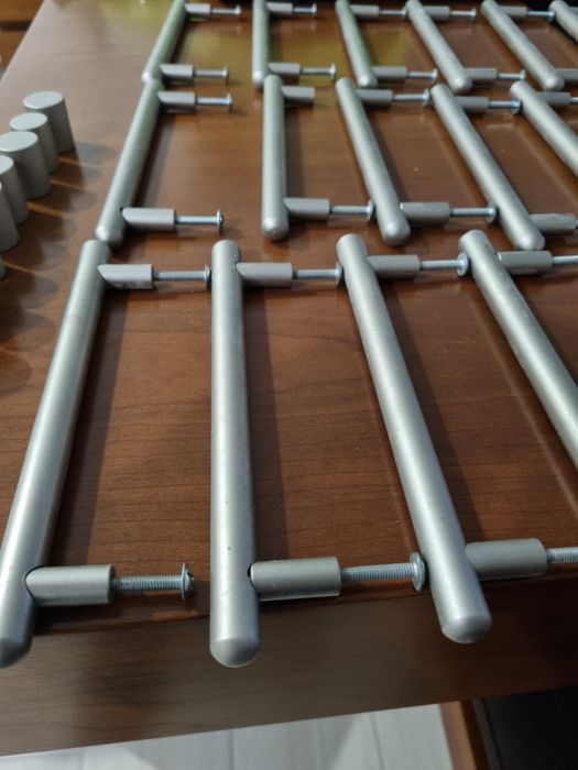 Puxadores aço inoxidável   escovado prateado incluí