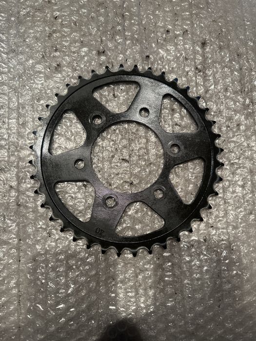 Zębatka Napedowa KAWASAKI Z1000 V364