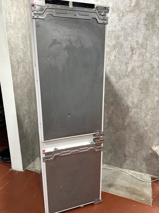 Холодильник Siemens KI86FSDE0 вбудований