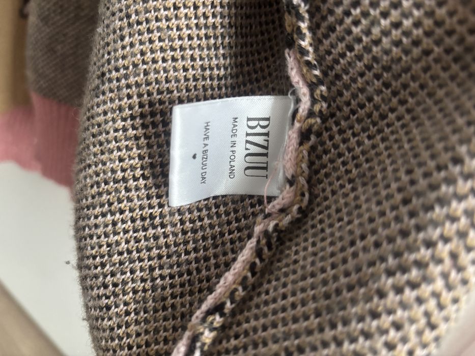 Bizuu sweter kardigan over size