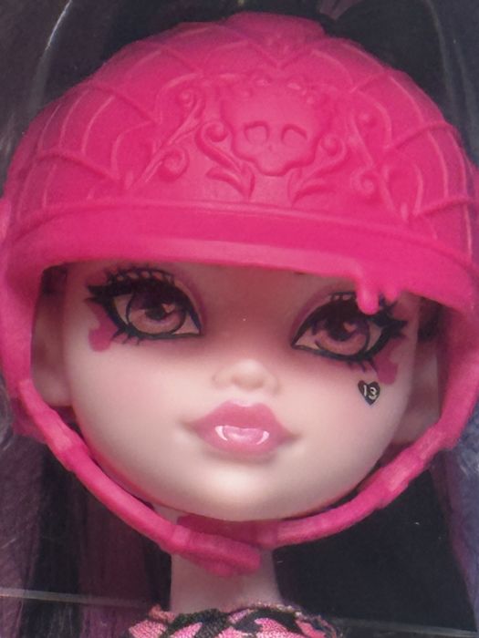 Дракулаура Монстер Хай Monster High Draculaura Vamptastic Scooter