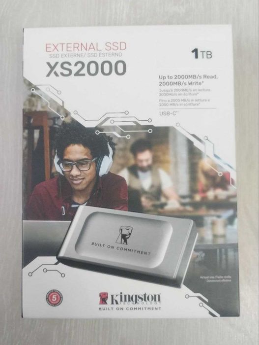 SSD накопичувач Kingston XS2000 1 TB