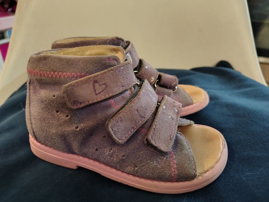 Kapcie profilaktyczne firmy DAWID rozm. 25