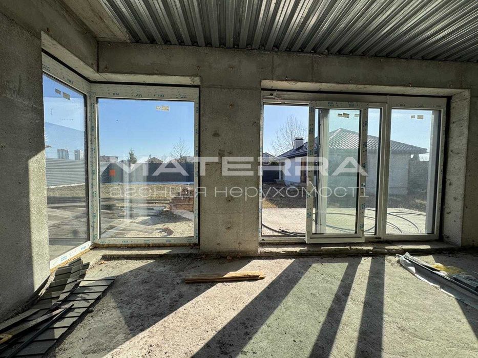Гатне Сучасний будинок 307 м² з басейном 12 соток 350 000 $