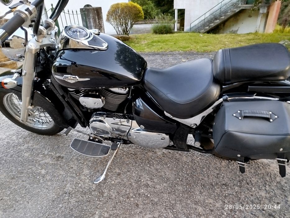 Vendo moto em excelente estado