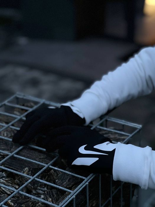 Перчатки Nike Hyperwarm
