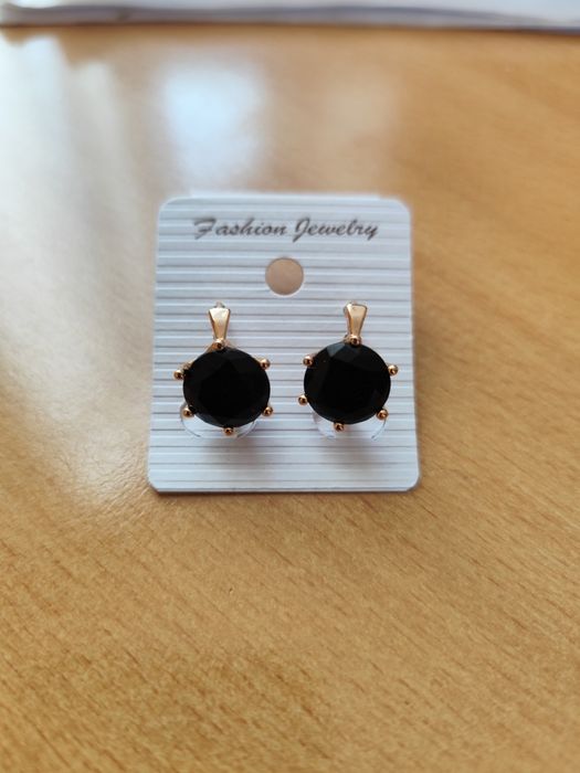 Сережки нові жіночі  медичне золото