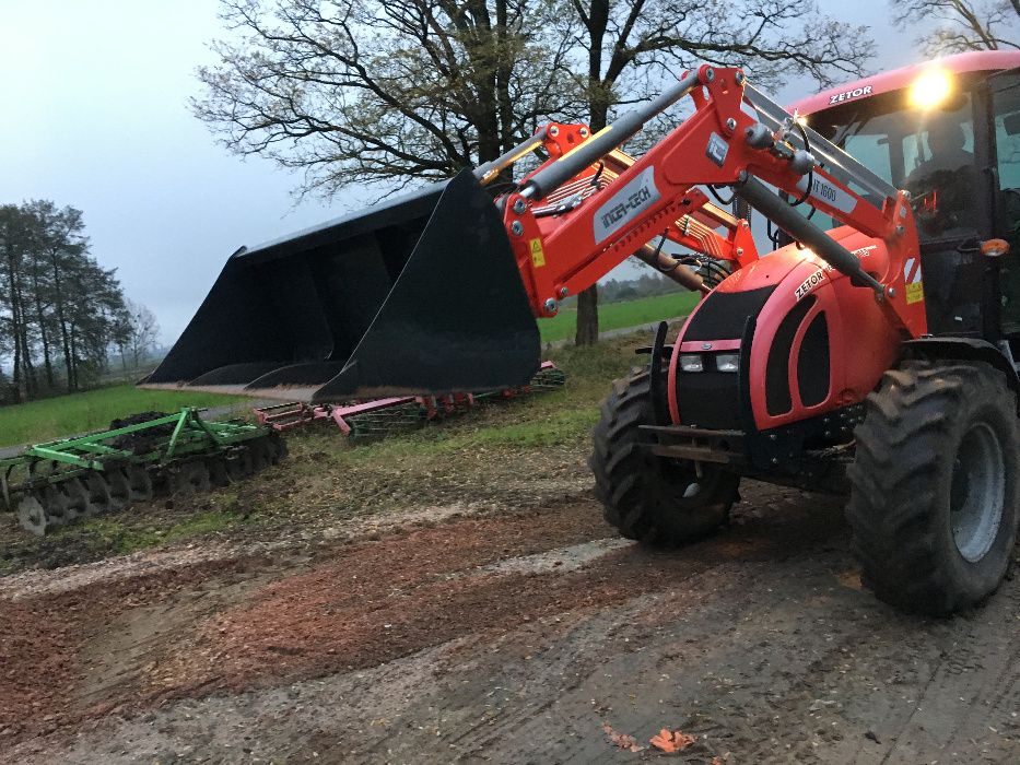 Łyżka, Szufla, Objętościówka do Tura i Ładowarki z transportem.
