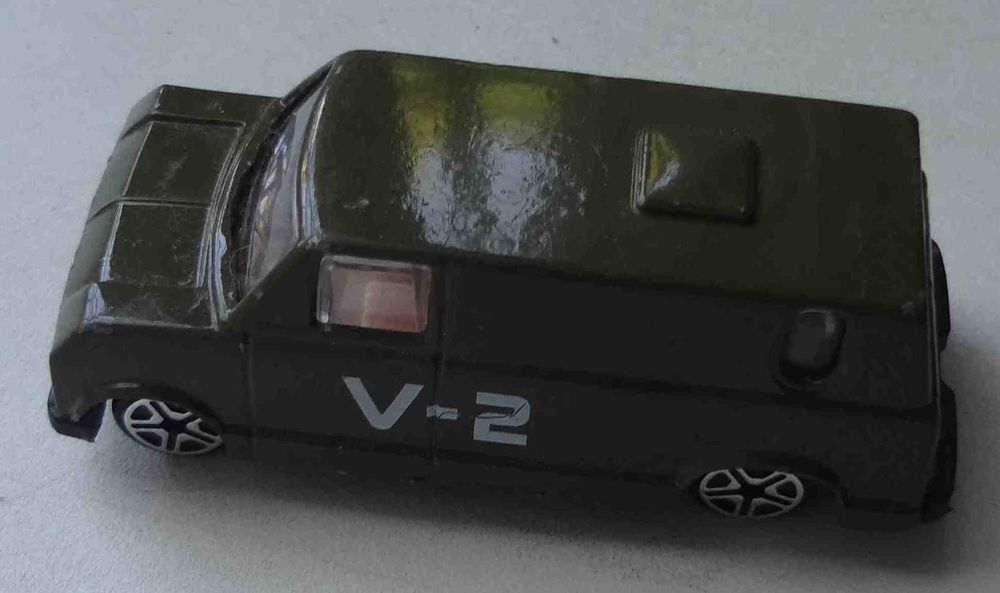 Металлическая машинка Ford Econoline