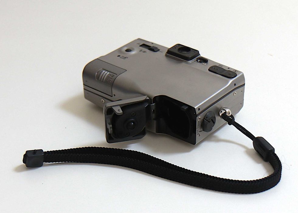 Canon Ixus Z70 máquina fotográfica analógica vintage (de rolo)