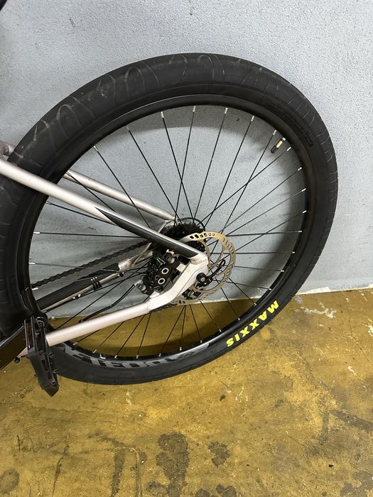 Coluer Pragma 297- Wheelie