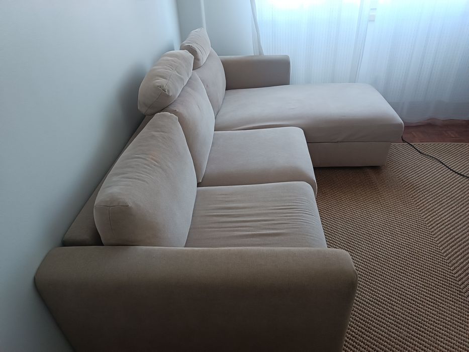 Sofá 3 lugares com chaise long