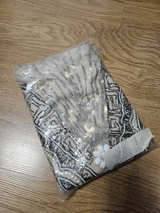 Piękny cekinowy top Nowy rozm. 34