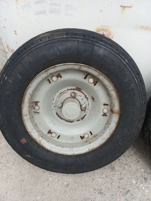 Колеса с дисками  для катера Прогресс