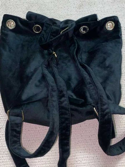 Mochila feminina bordada floral de veludo preto com cordão estilo boho