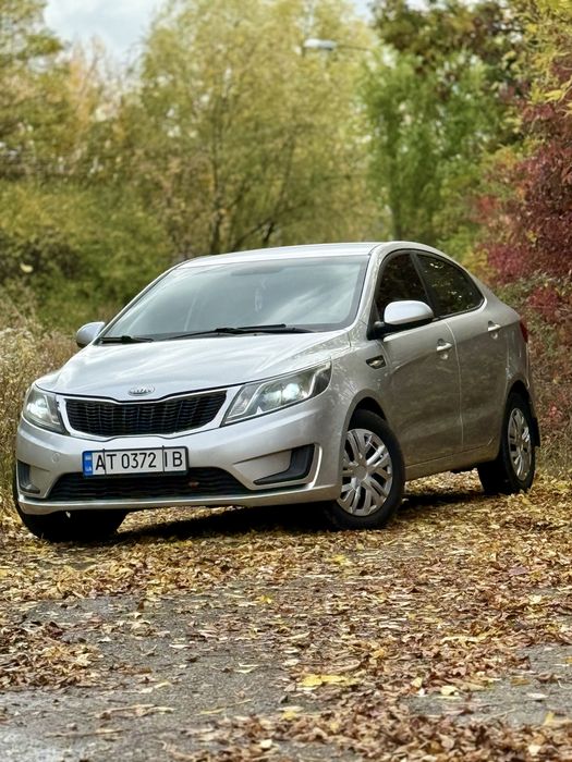 Kia Rio / 1.4 газ-бензин