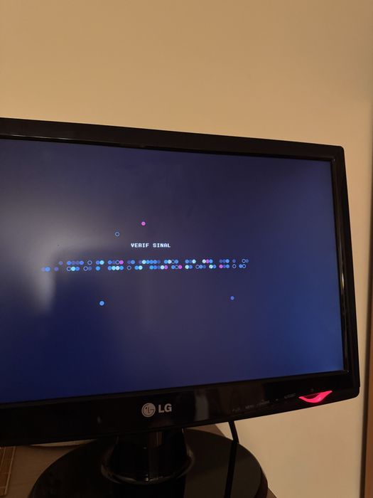 Monitor LG Flatron W1943SS-PF para computador
