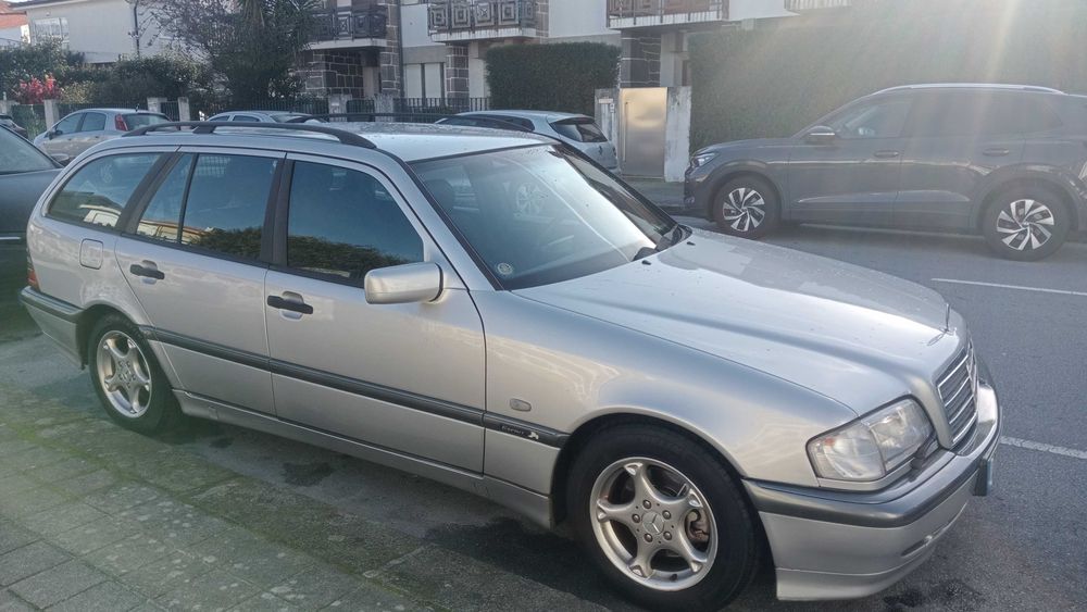 Carrinha Mercedes Benz 220 CDI Espirit
