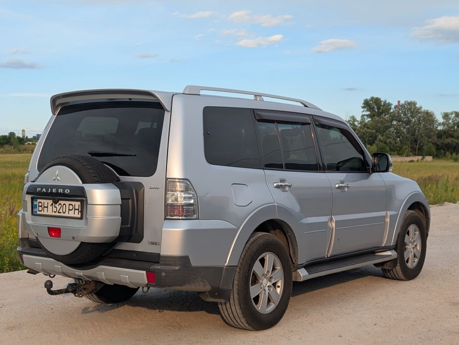 Mitsubishi Pajero 2007 VIN JMYLYV98W7J000878 фото оголошення 4 з 8