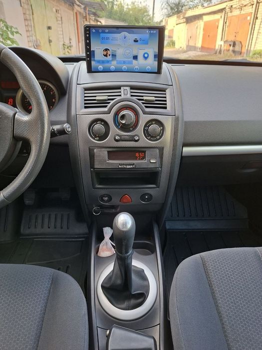 Гарне Авто Renault MEGANE