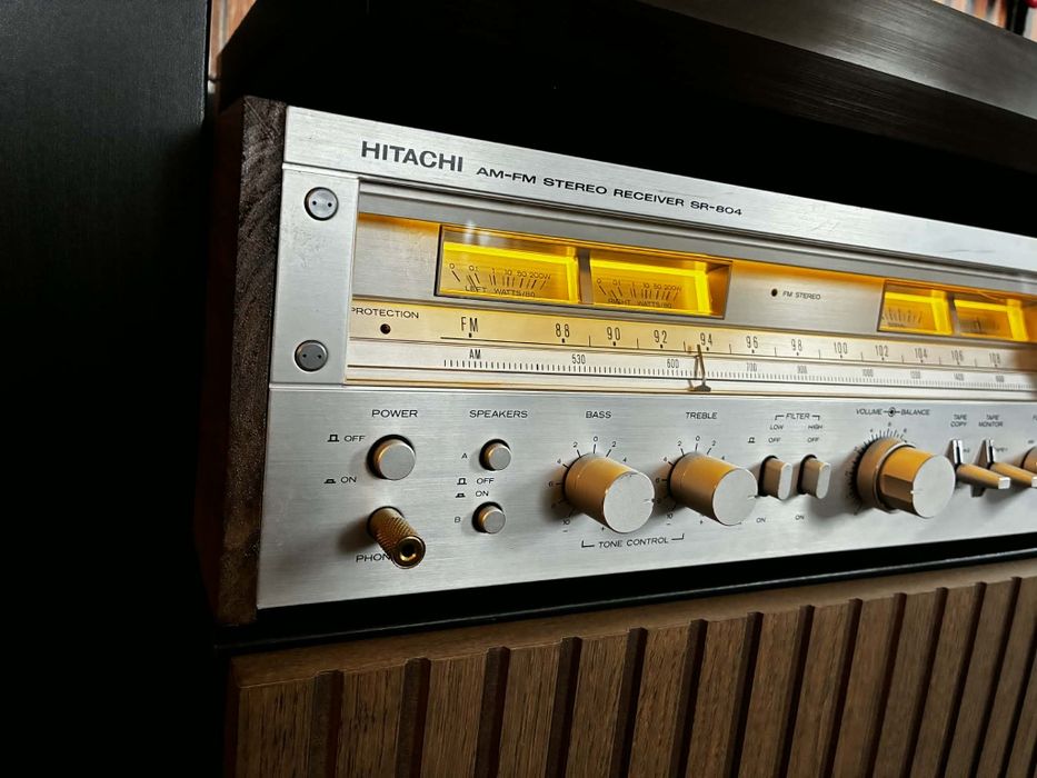 Amplituner Vintage Hitachi SR-804 po serwisie