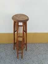 Floreira em madeira muito antiga