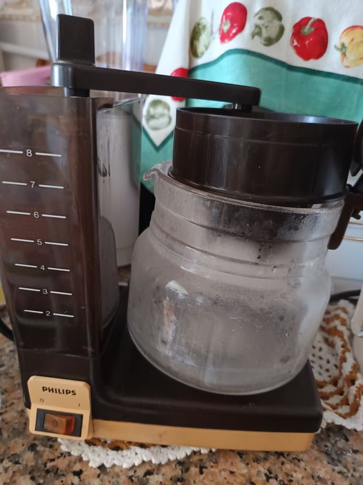 Cafeteira de café ou chá eléctrico
