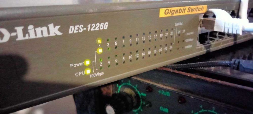 Smart-комутатор D-Link DES-1226G, 26 портів