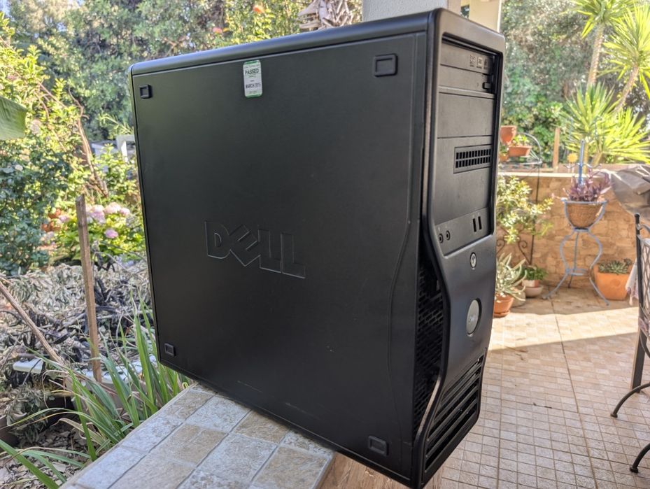 PC Dell T3500 com 24gb e quadro 2000 usado