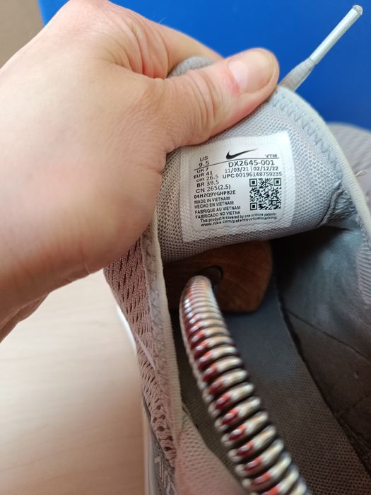 Кросівки Nike Wmns Air Max 270 В'єтнам