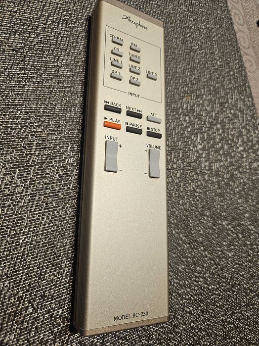 Wzmacniacz Accuphase E-380
