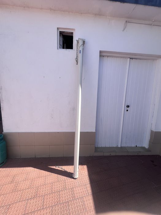 Tela de Projetor Retrátil Automatico