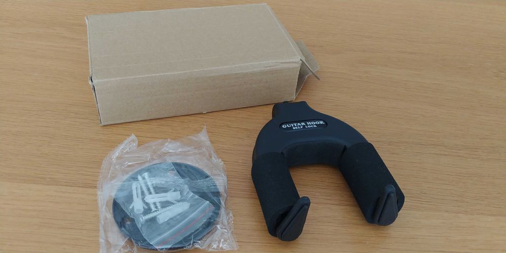 Hak ścienny na gitarę elektryczną