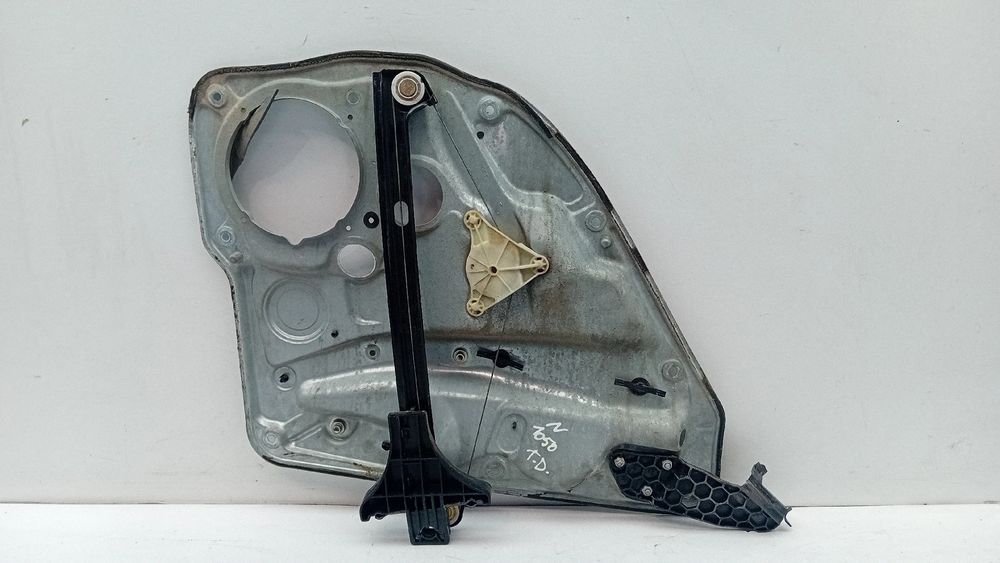 Elevador vidros trás direito VOLKSWAGEN Golf IV (1J1)