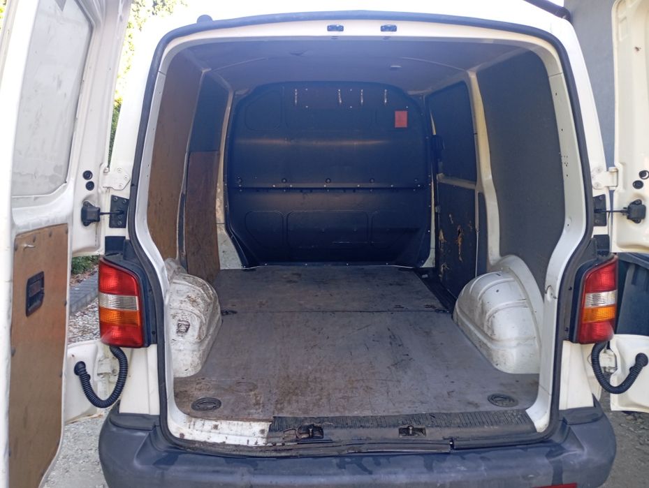 Volkswagen Transporter T5 silnik 2.5TDI