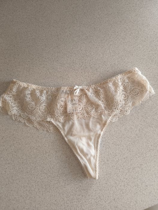 Esotiq stringi damskie beżowe nowe rozm S