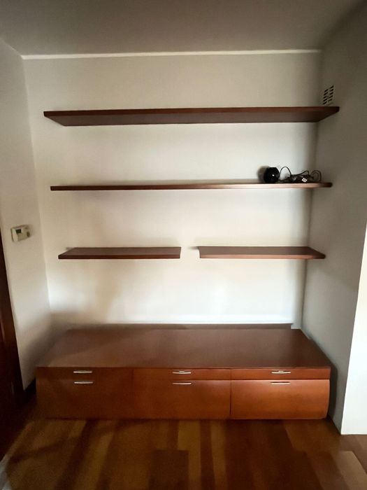 Conjunto estante e consola madeira cerejeira + Prateleiras