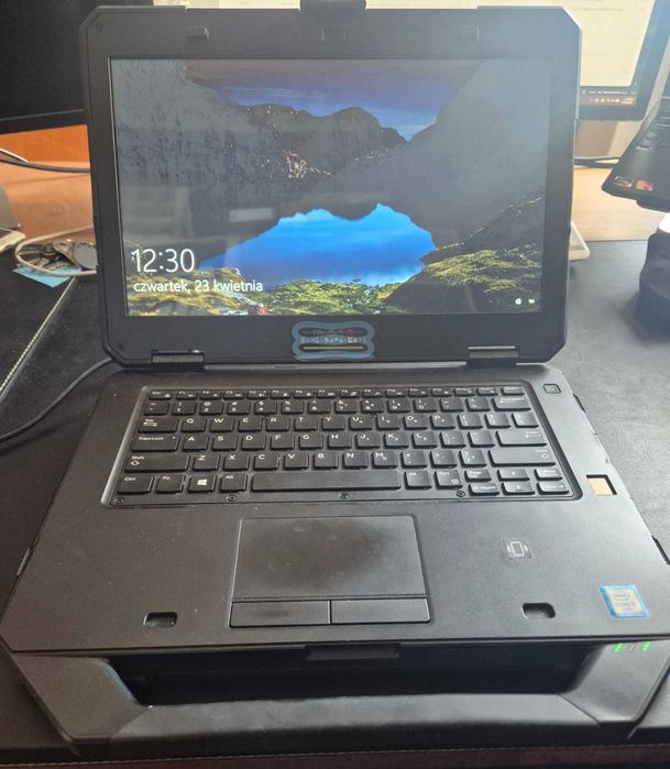 Pancerny Dell Latitude 14 Rugged 5414 i5 / 8GB RAM / 128 GB SSD / Windows 10 Pro / HD / RS‑232, VGA, CD/DVD