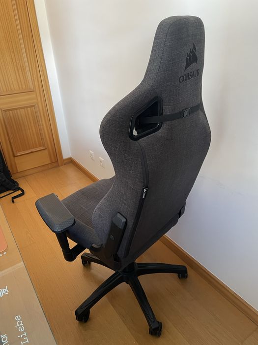 Cadeira Gaming CORSAIR T3 Rush