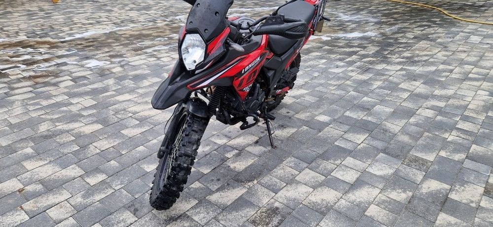 Продам  мотоцикл LONCIN LX200GY-7A DS1  лонцінг