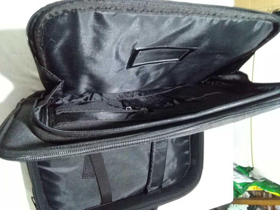 Torba na Laptop 17 cali i Dokumenty Dwu Komorowa Czarna